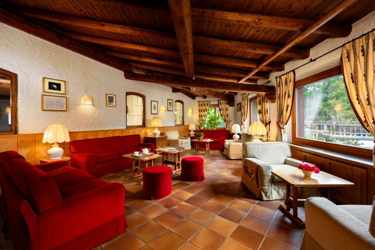 Carlo Magno Hotel Spa Resort Madonna di Campiglio Bagian luar foto