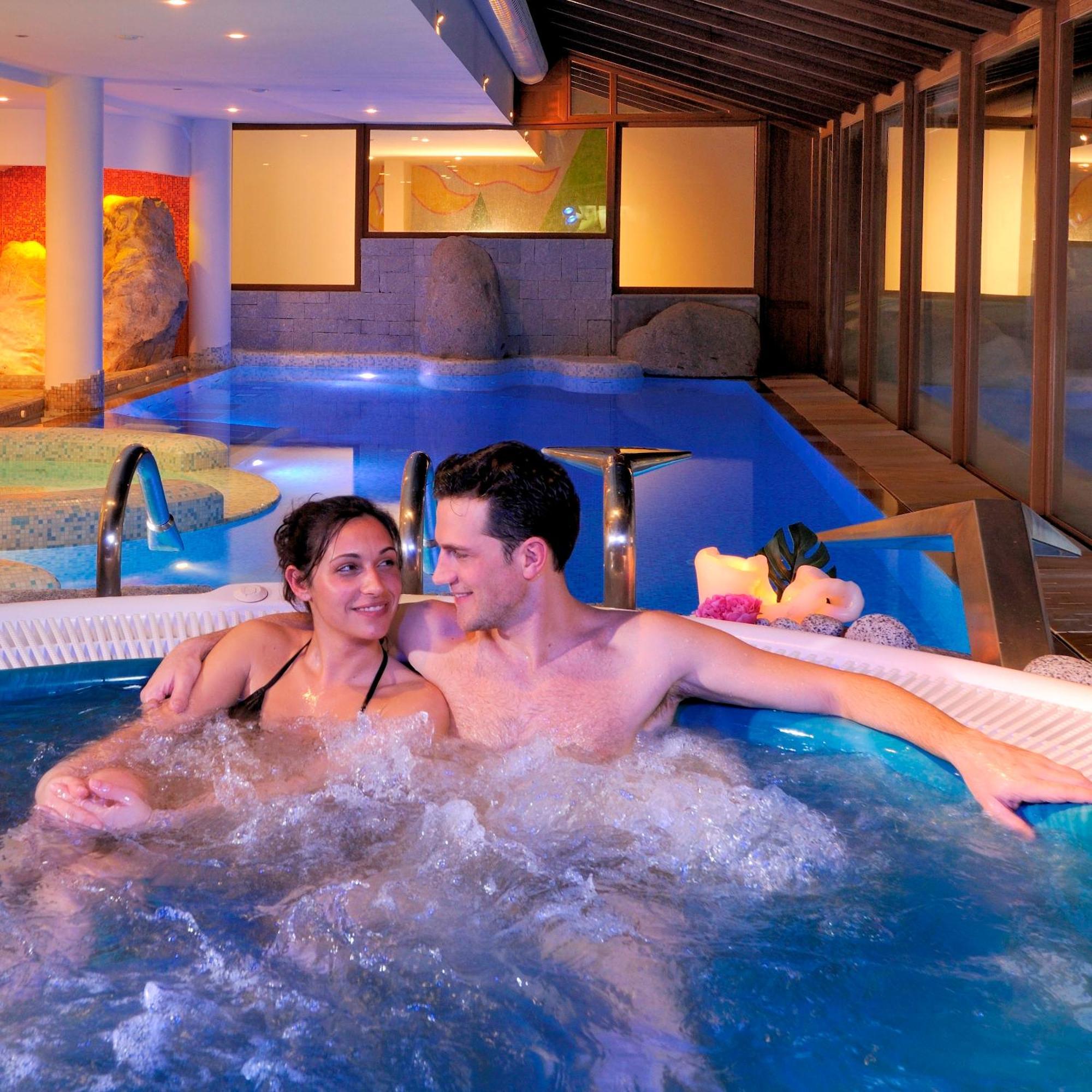 Carlo Magno Hotel Spa Resort Madonna di Campiglio Bagian luar foto