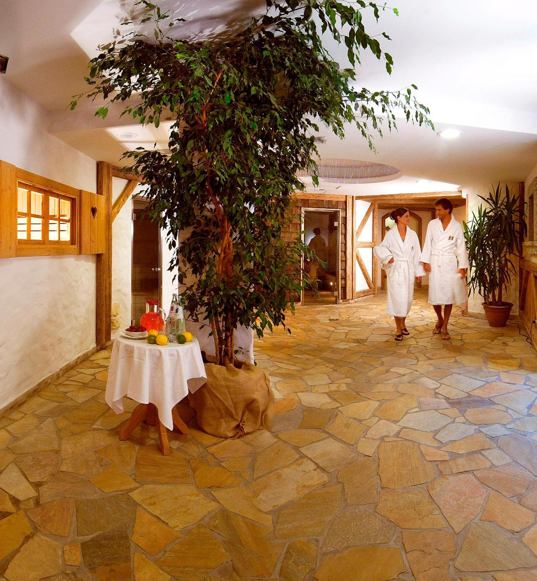 Carlo Magno Hotel Spa Resort Madonna di Campiglio Bagian luar foto