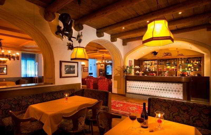 Carlo Magno Hotel Spa Resort Madonna di Campiglio Bagian luar foto